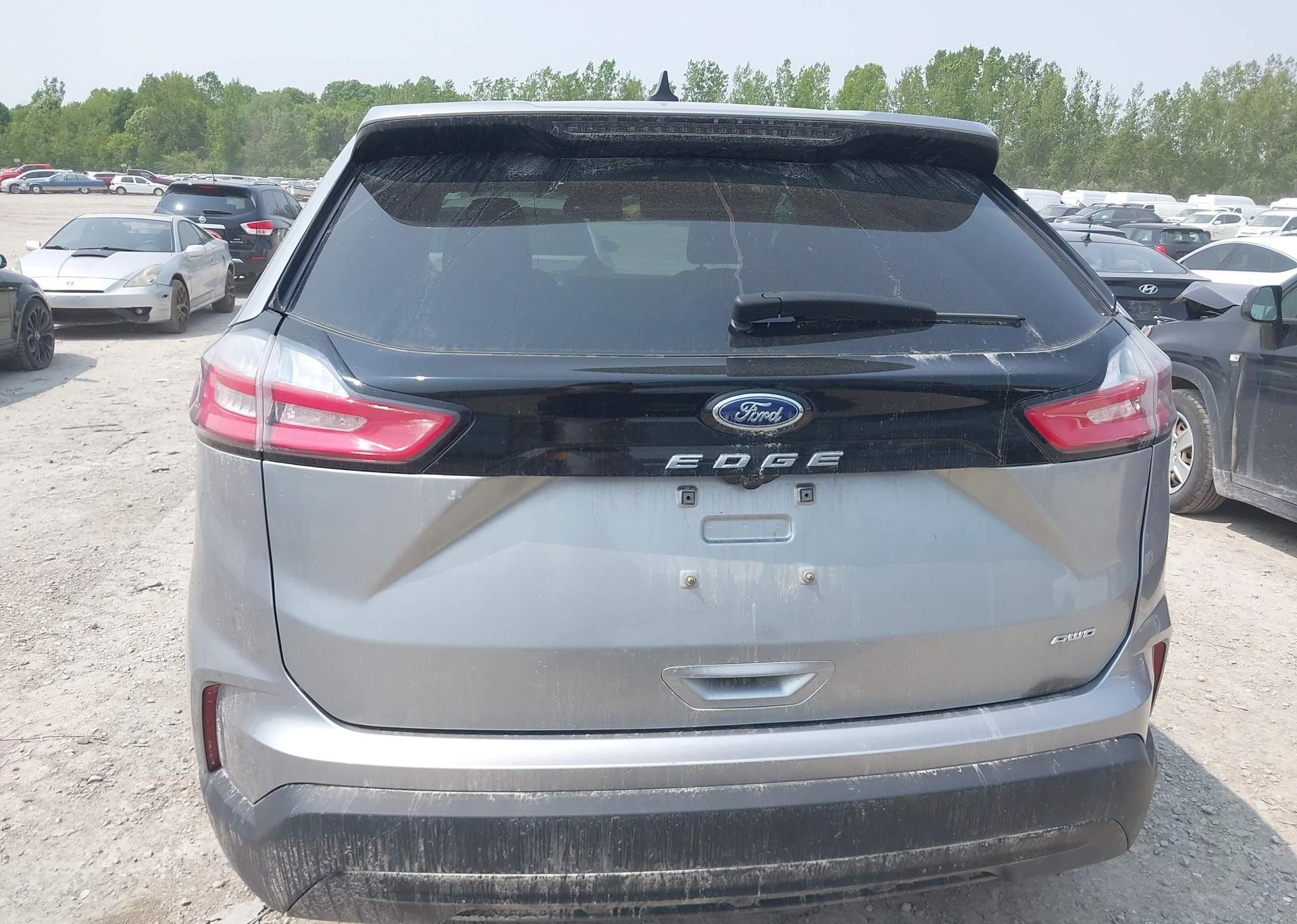 2022 FORD EDGE SE