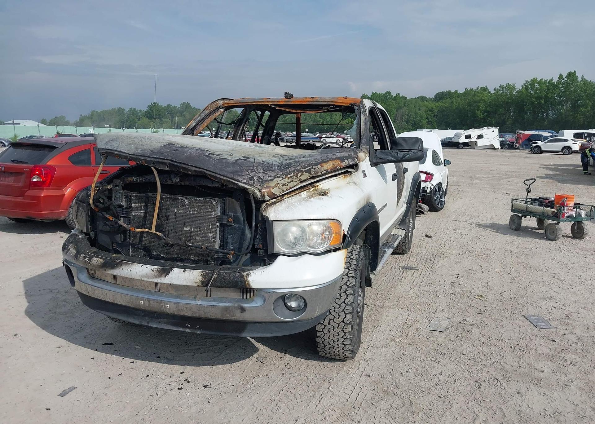 2005 DODGE RAM 3500 SLT