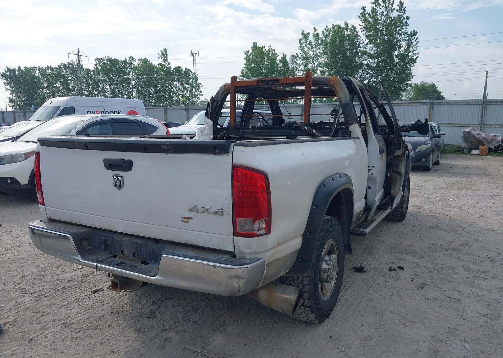 2005 DODGE RAM 3500 SLT