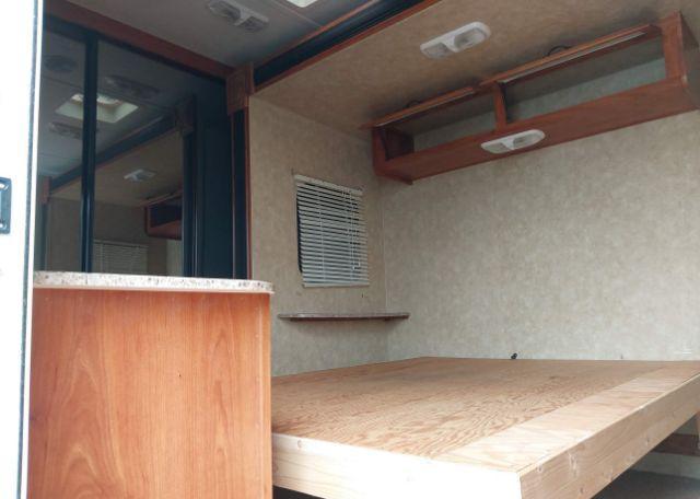 2012 FOREST RIVER CATALINA