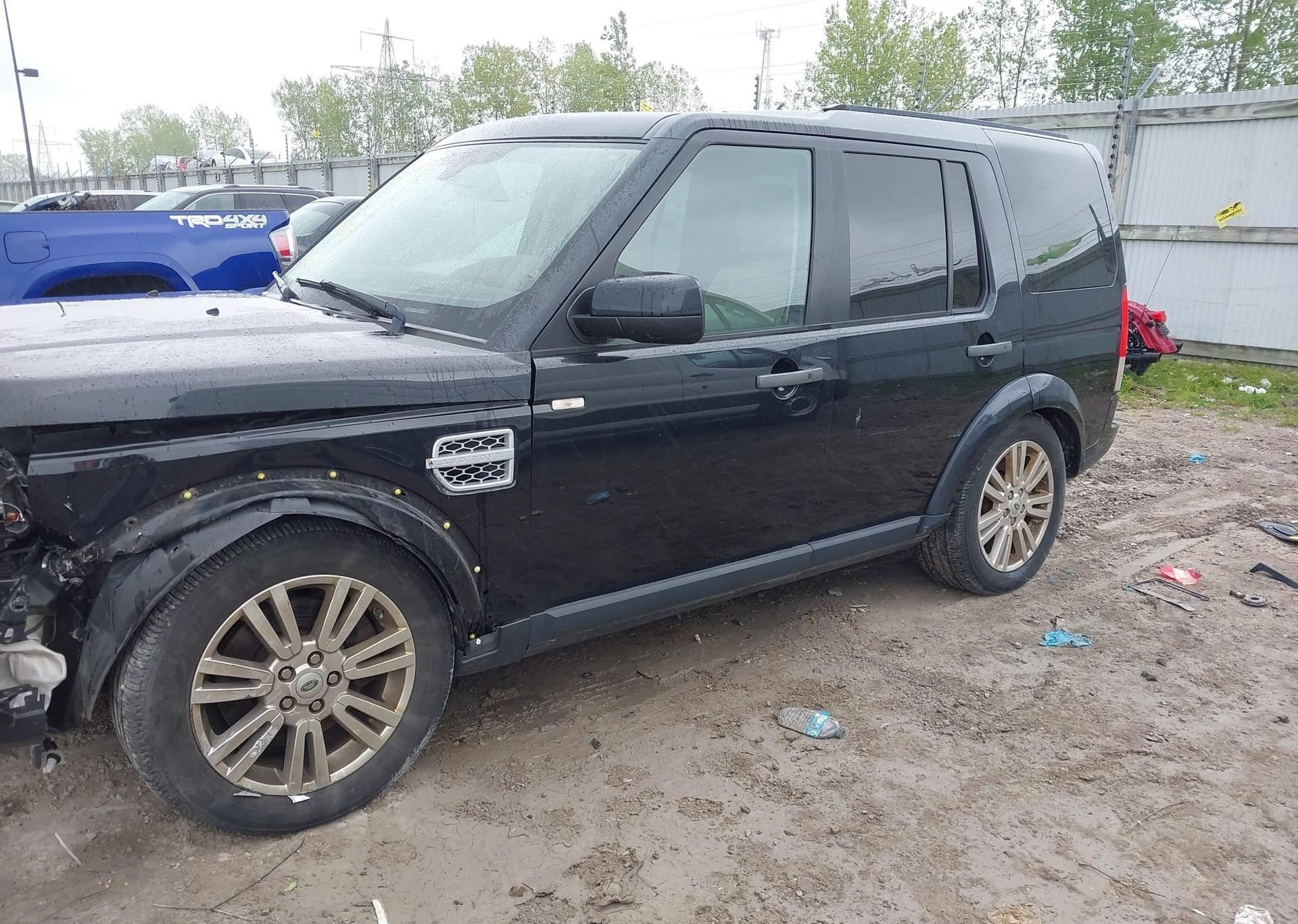 2011 LAND ROVER LR4