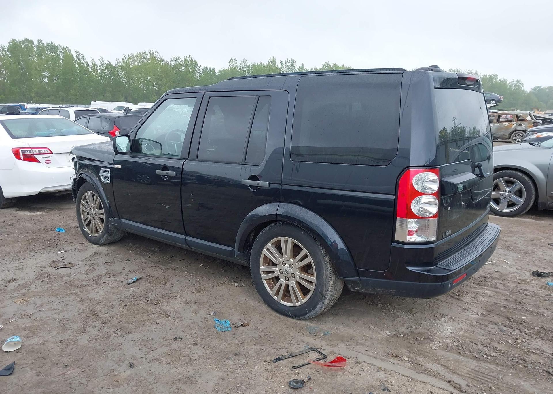 2011 LAND ROVER LR4