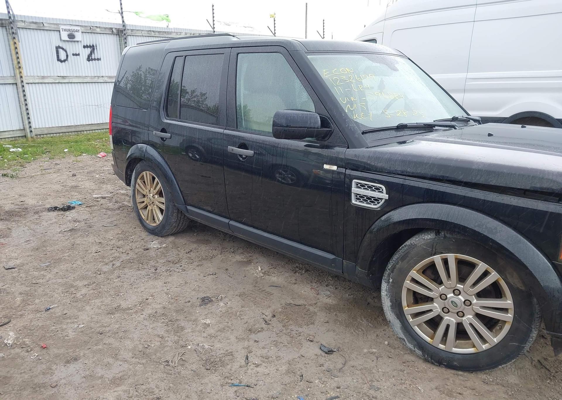 2011 LAND ROVER LR4