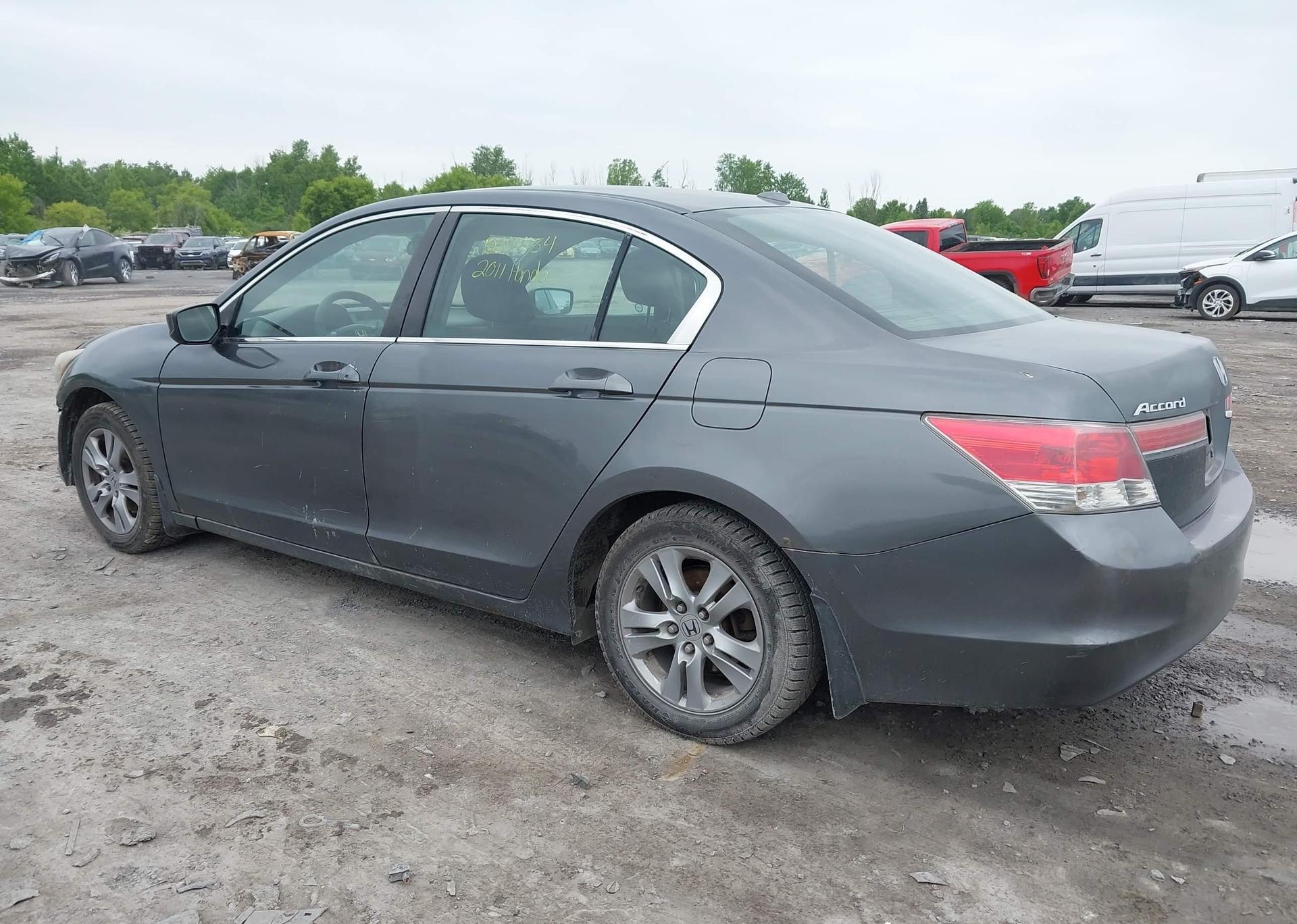 2011 HONDA ACCORD