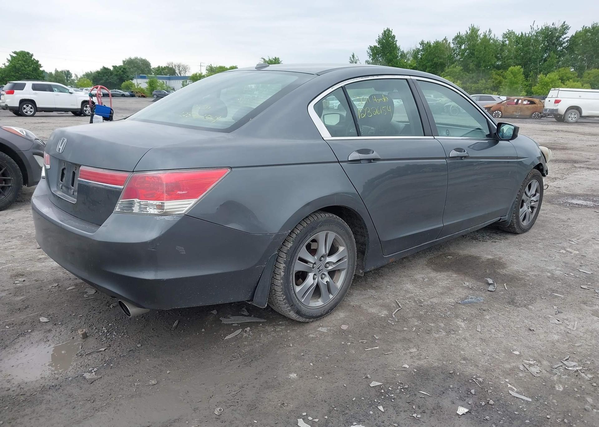 2011 HONDA ACCORD