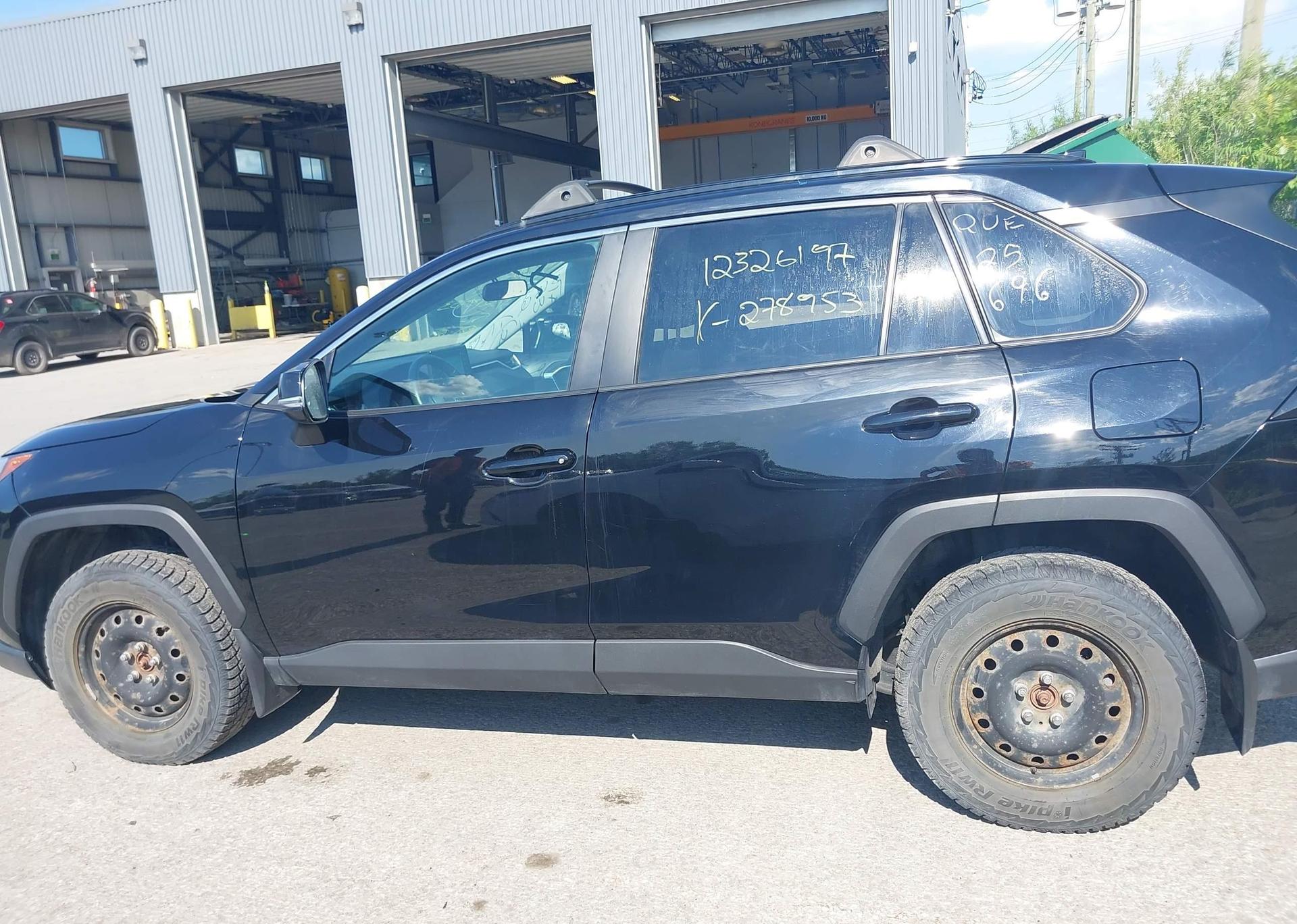 2022 TOYOTA RAV4