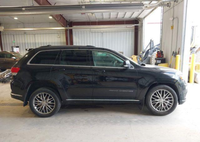 2017 JEEP GRAND CHEROKEE SUMMIT