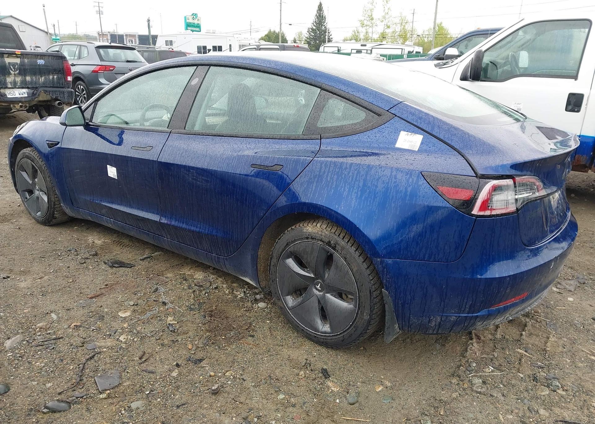 2022 TESLA MODEL 3 RWD