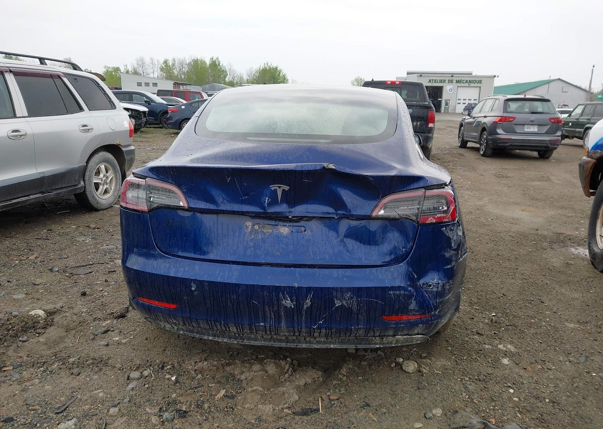 2022 TESLA MODEL 3 RWD
