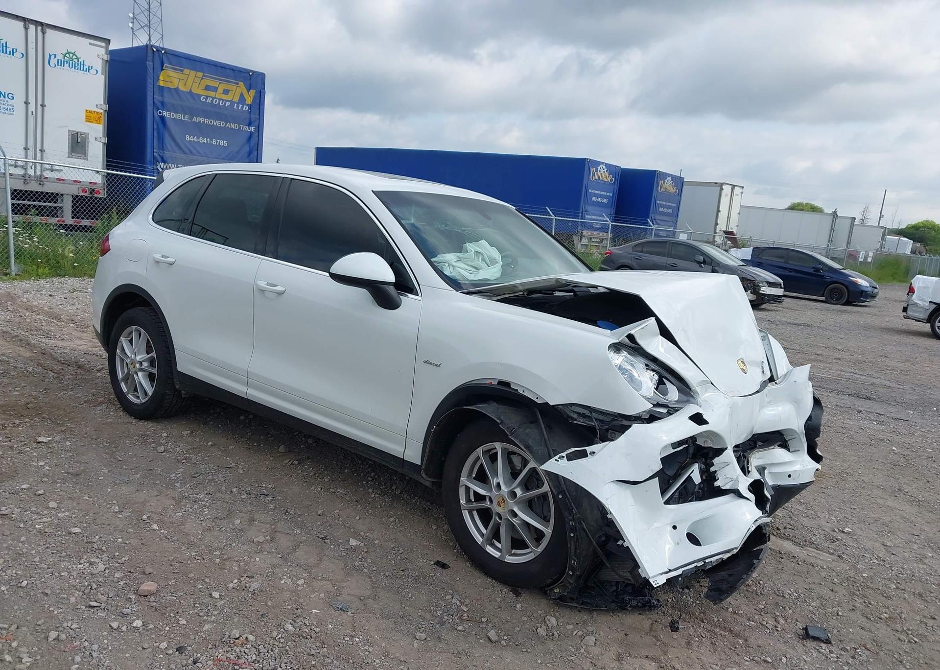2013 PORSCHE CAYENNE DIESEL
