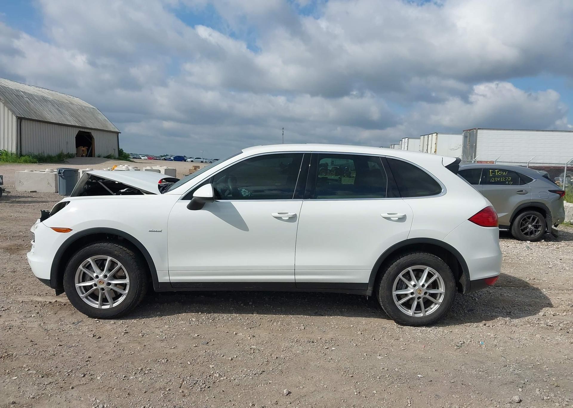 2013 PORSCHE CAYENNE DIESEL