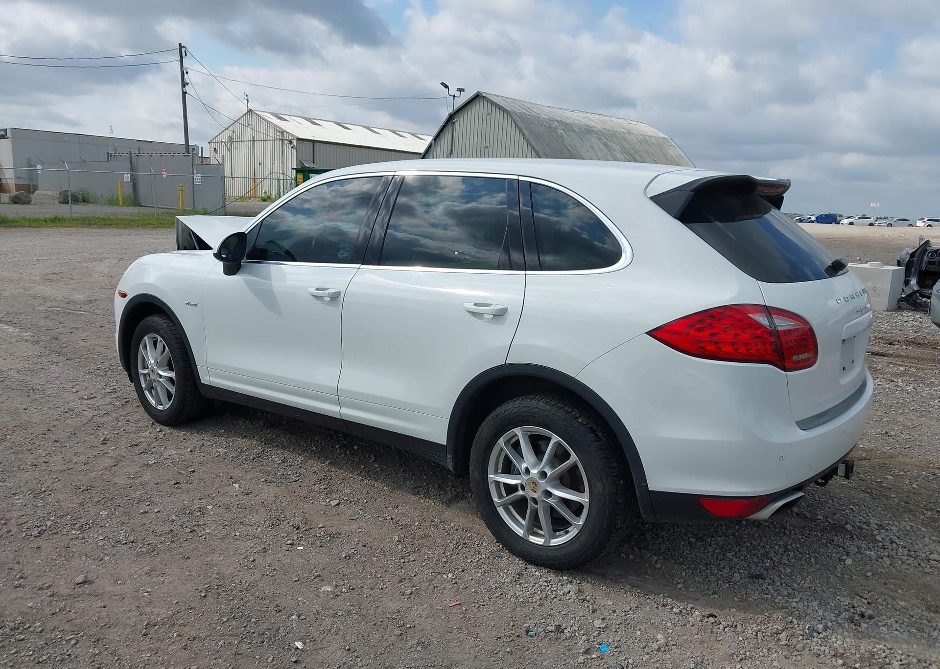 2013 PORSCHE CAYENNE DIESEL