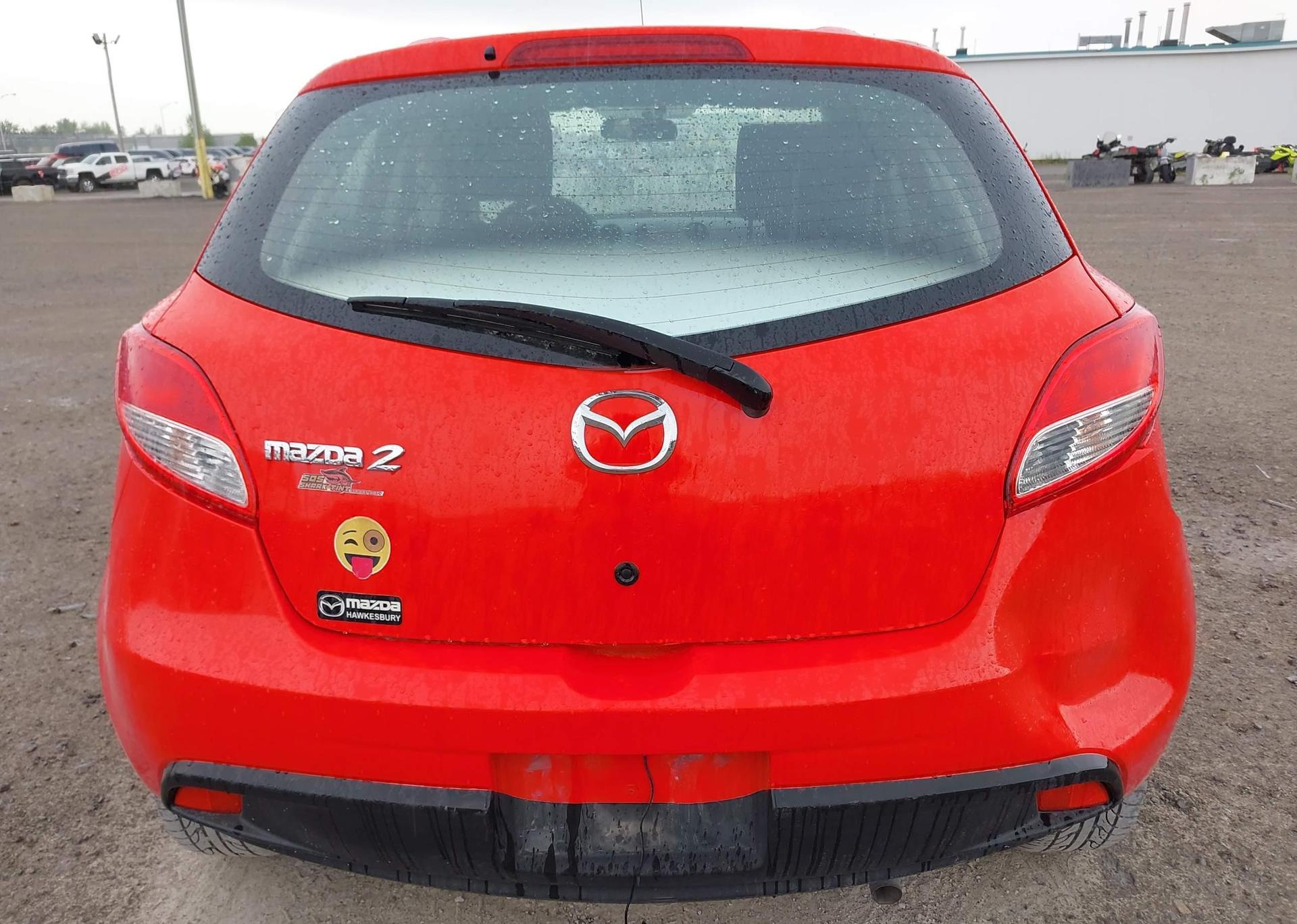 2011 MAZDA MAZDA2