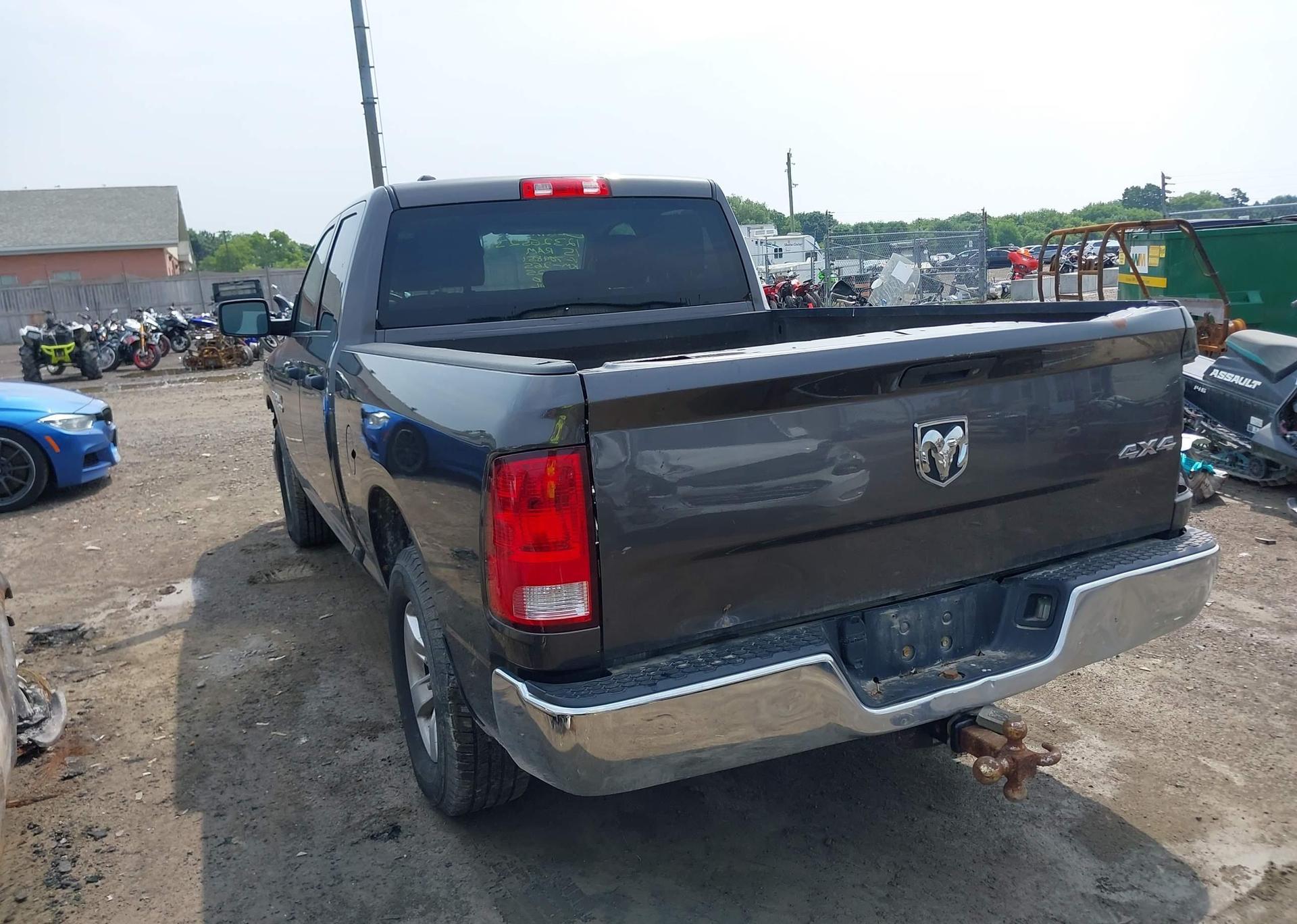 2015 RAM 1500 ST