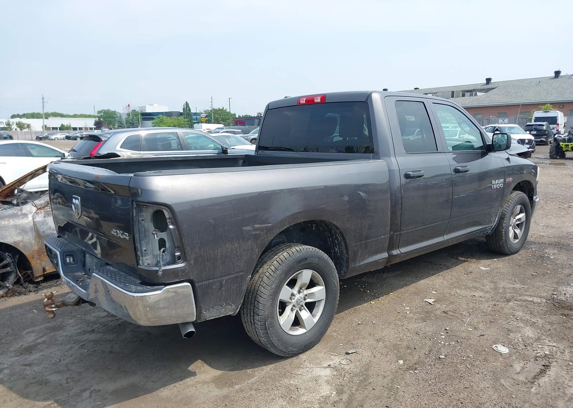 2015 RAM 1500 ST