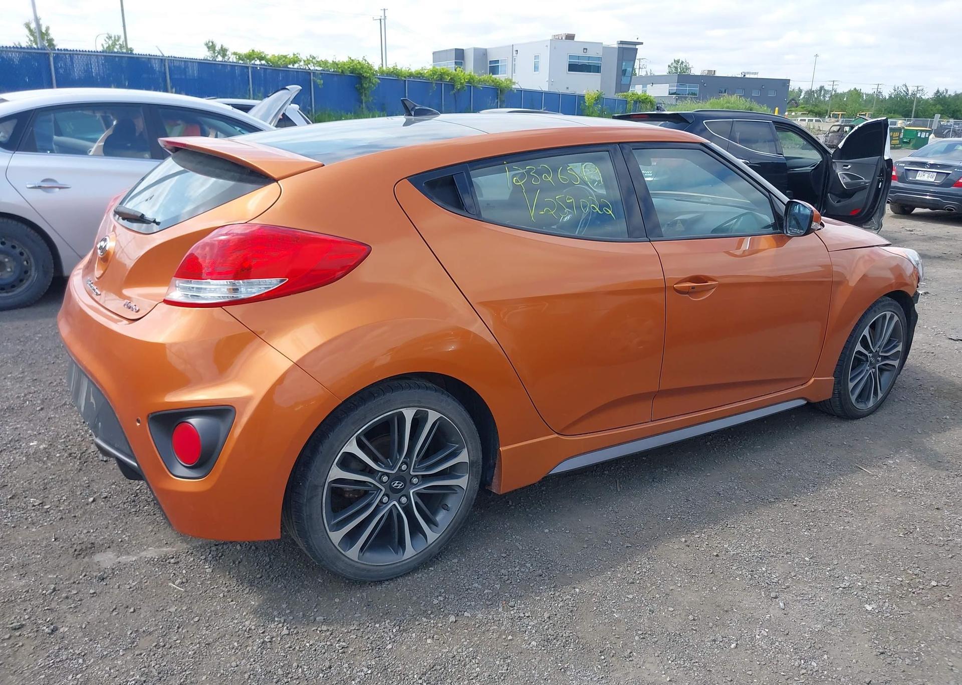 2016 HYUNDAI VELOSTER