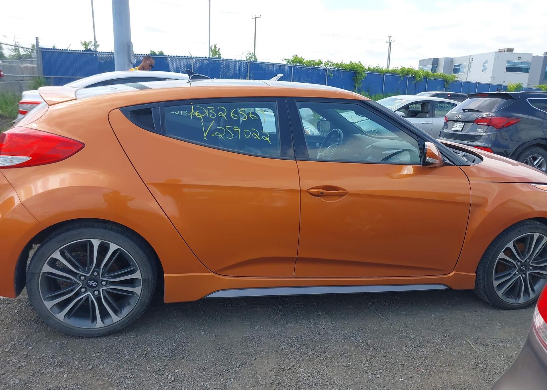 2016 HYUNDAI VELOSTER