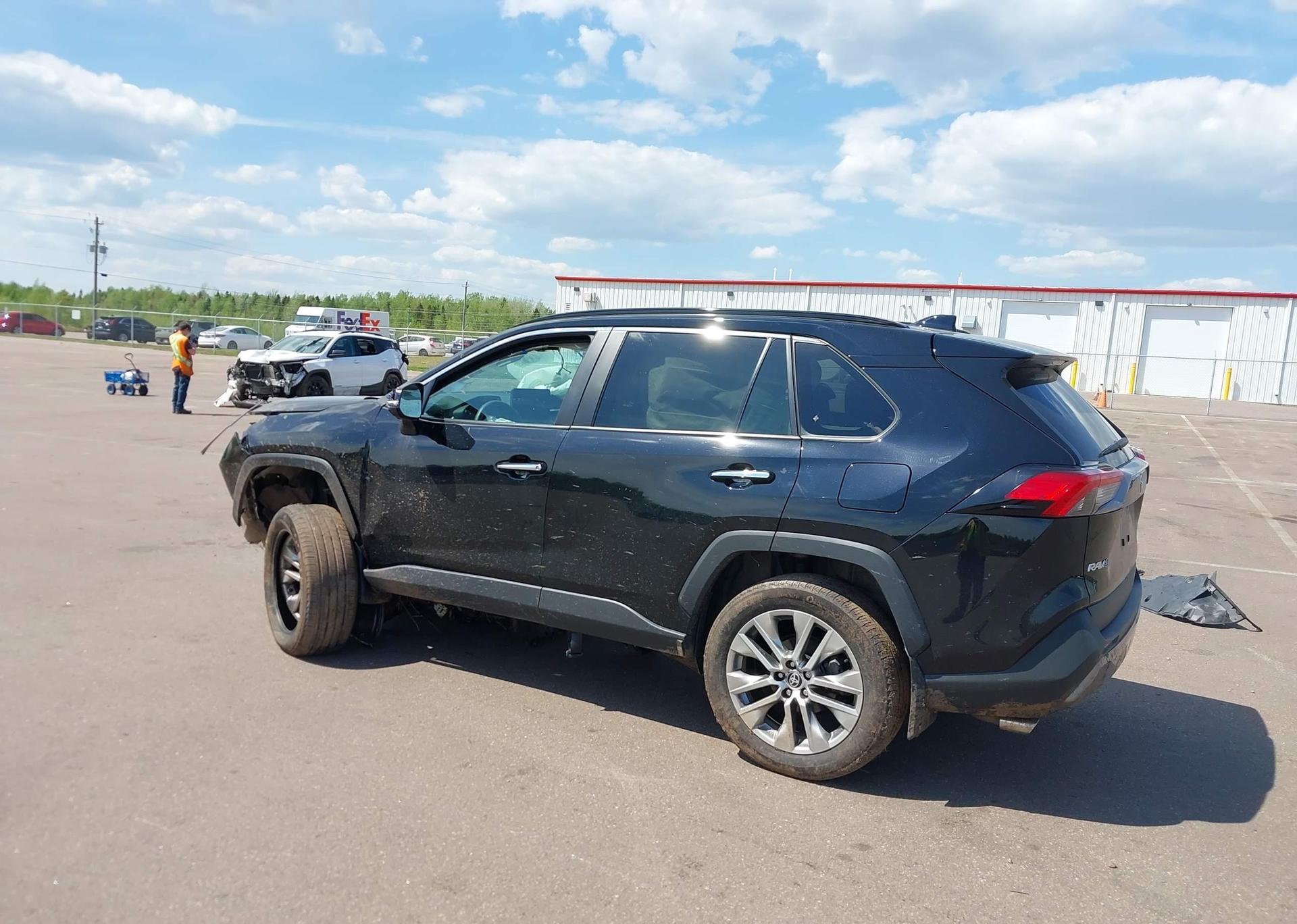 2024 TOYOTA RAV4 LIMITED