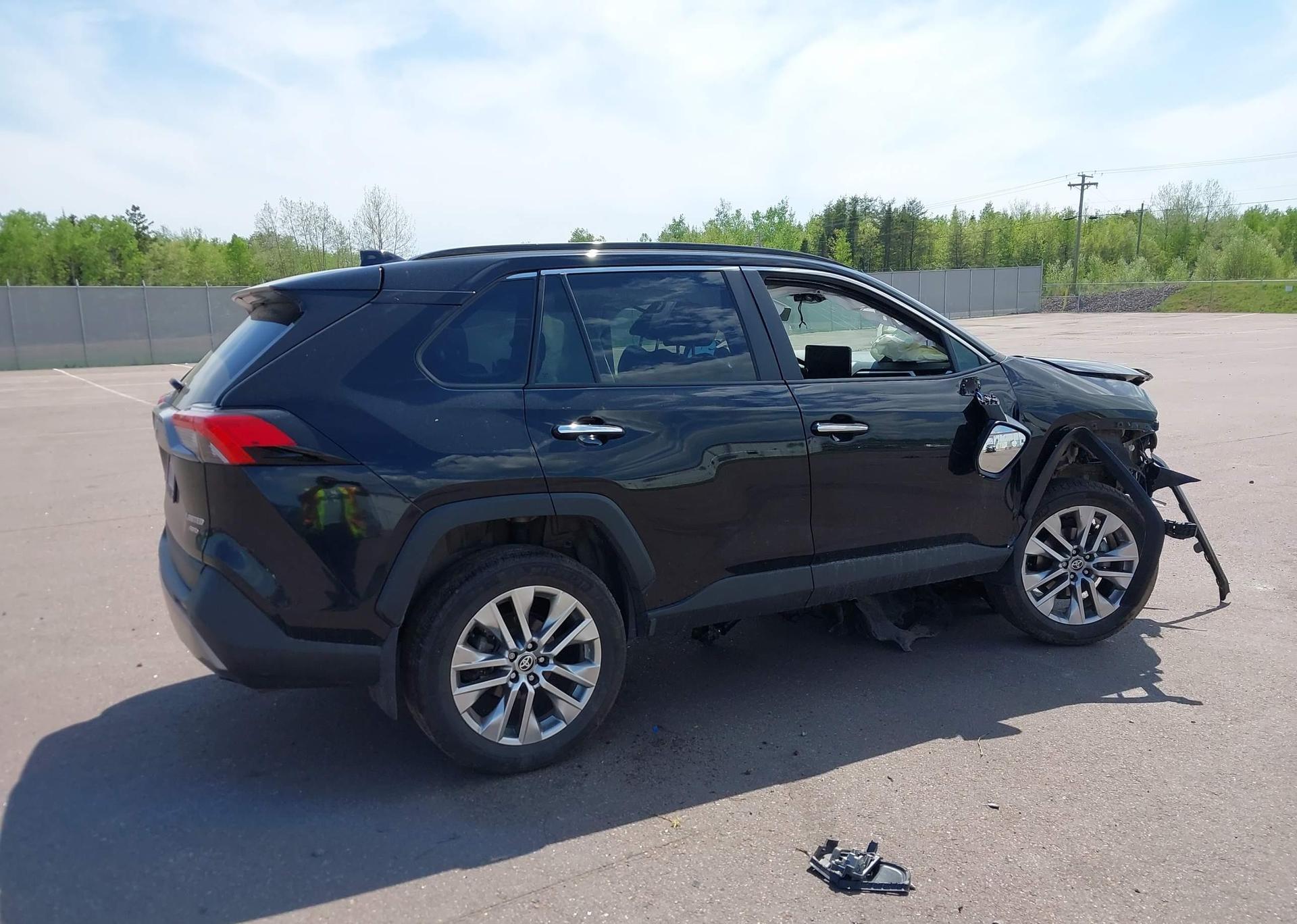 2024 TOYOTA RAV4 LIMITED