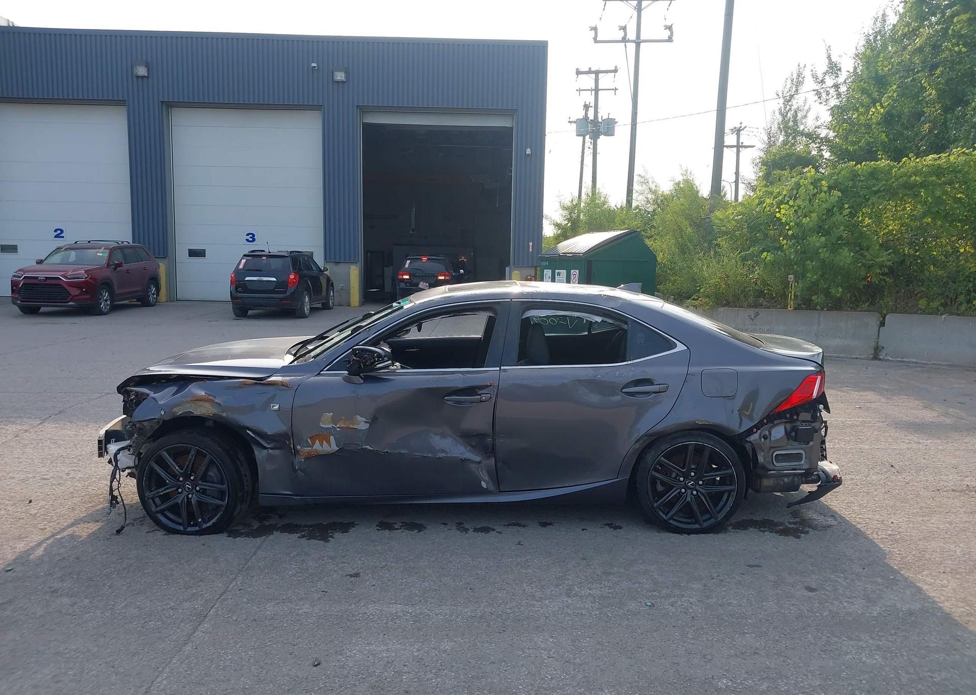 2016 LEXUS IS 300