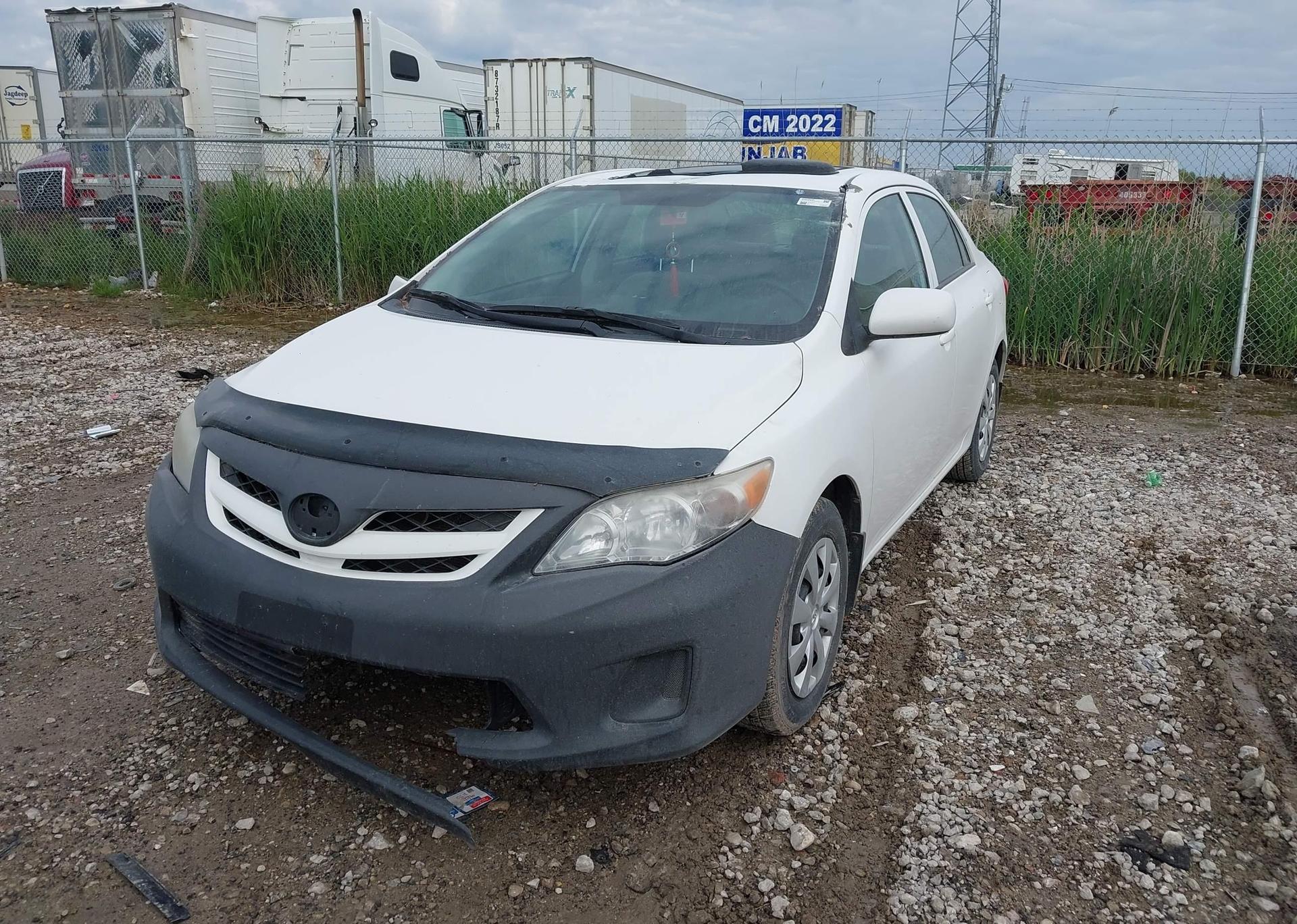 2013 TOYOTA COROLLA S