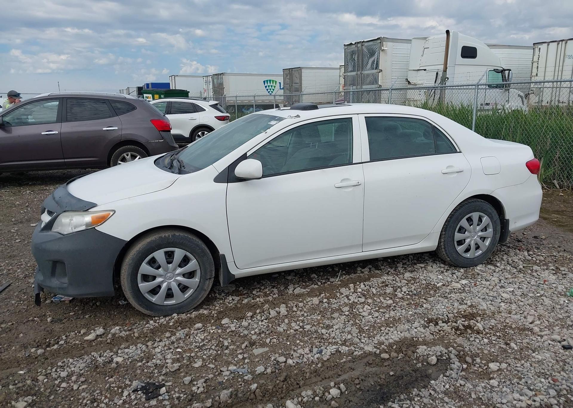 2013 TOYOTA COROLLA S