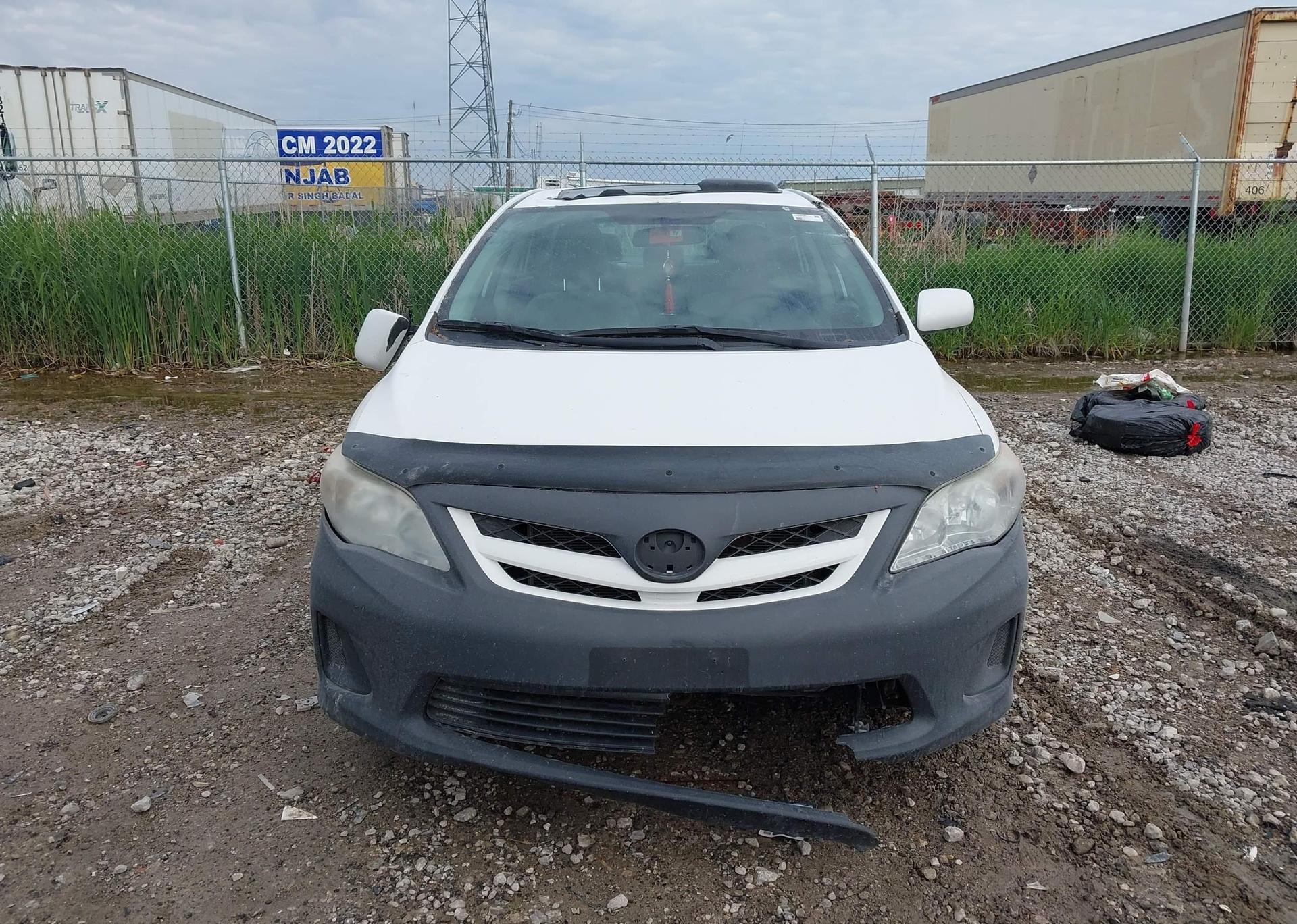 2013 TOYOTA COROLLA S