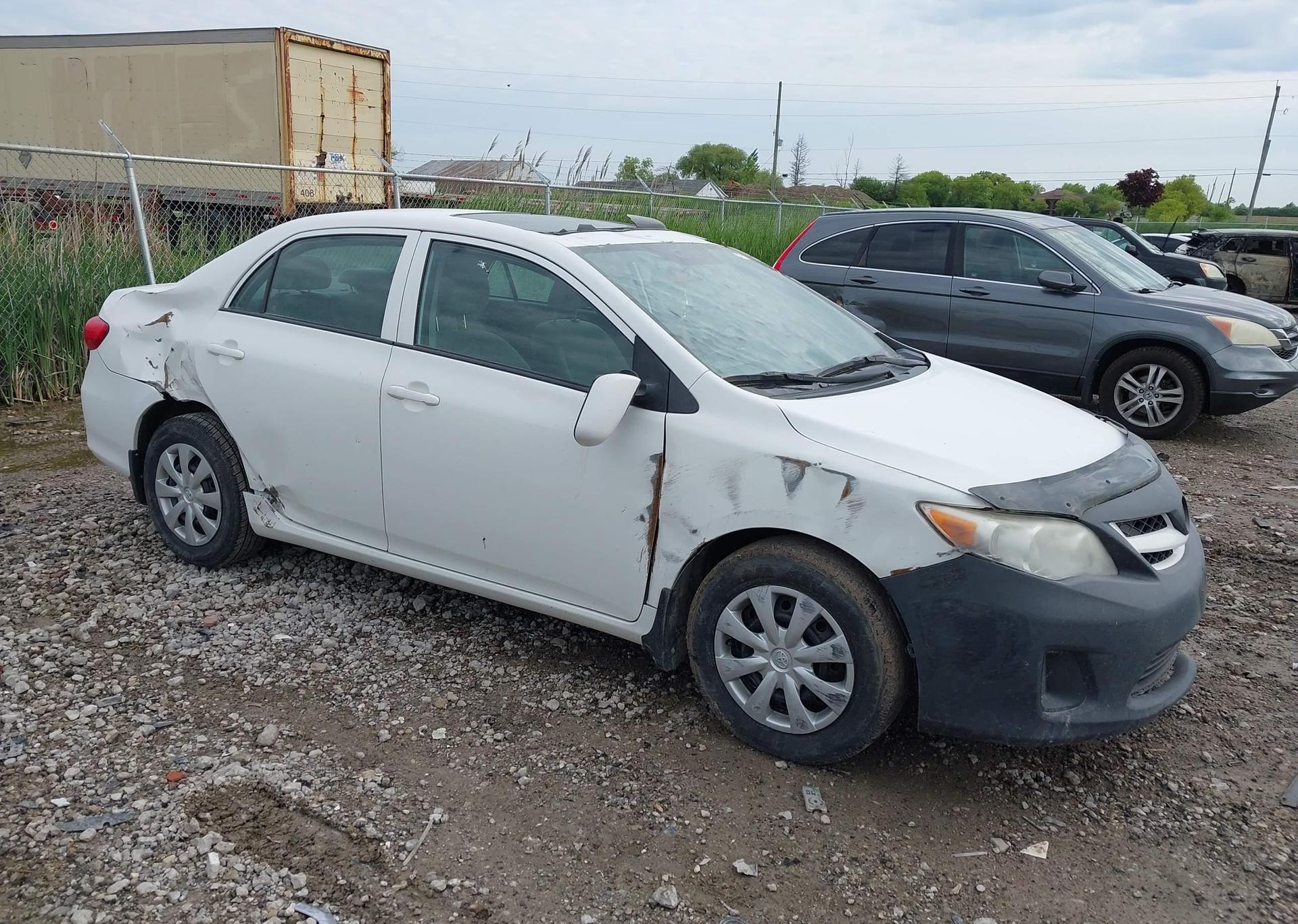 2013 TOYOTA COROLLA S