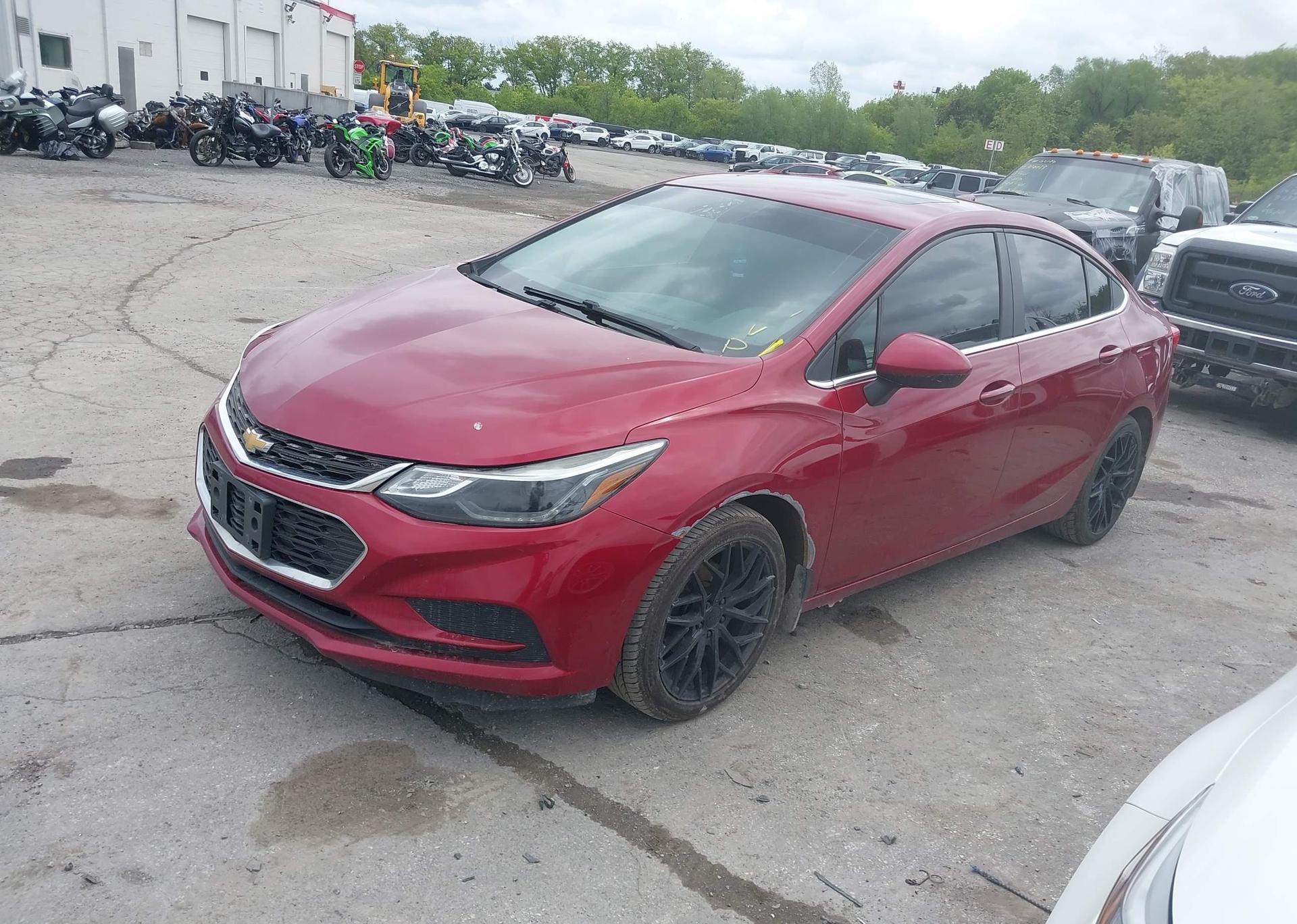2017 CHEVROLET CRUZE LT