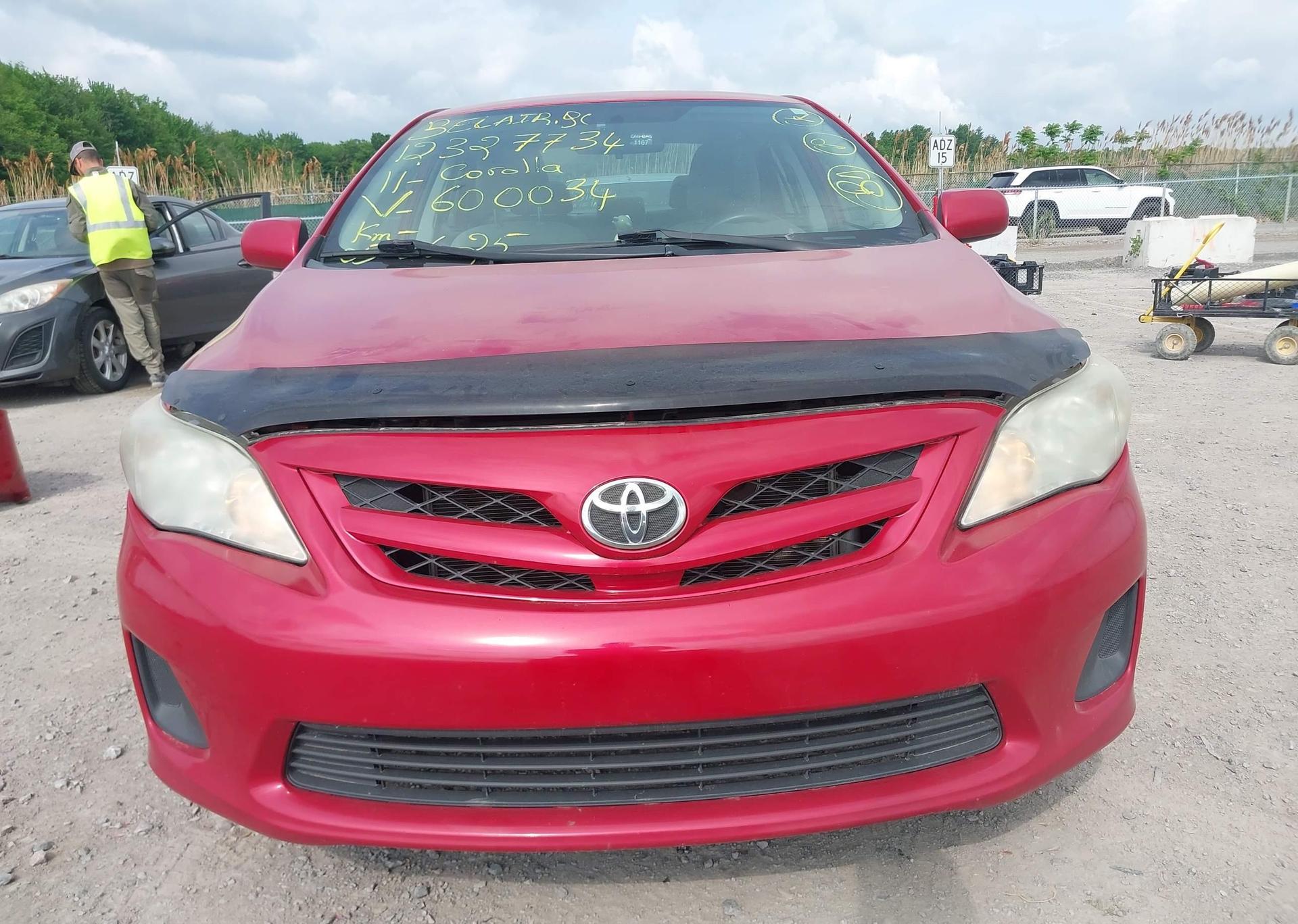 2011 TOYOTA COROLLA