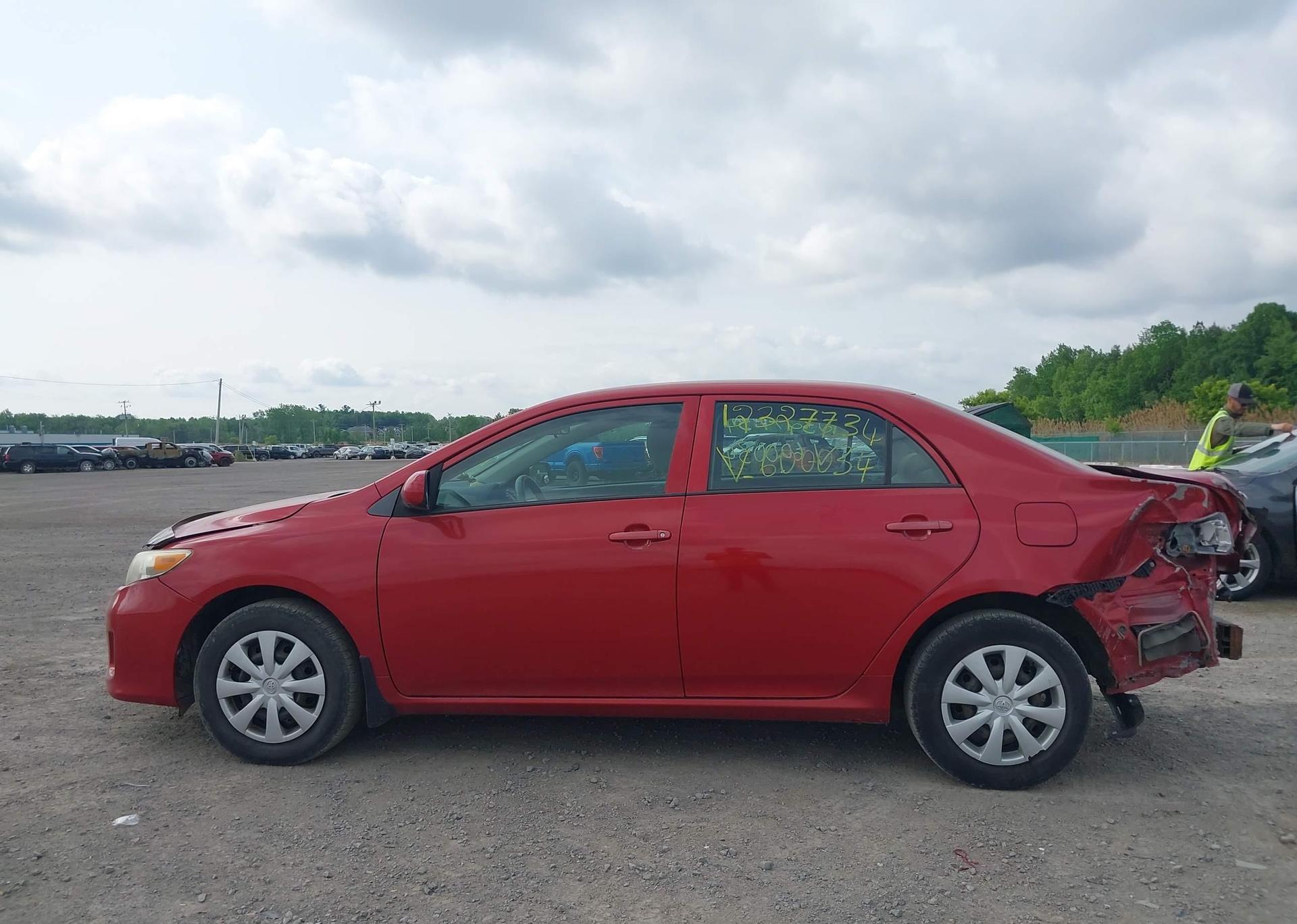 2011 TOYOTA COROLLA