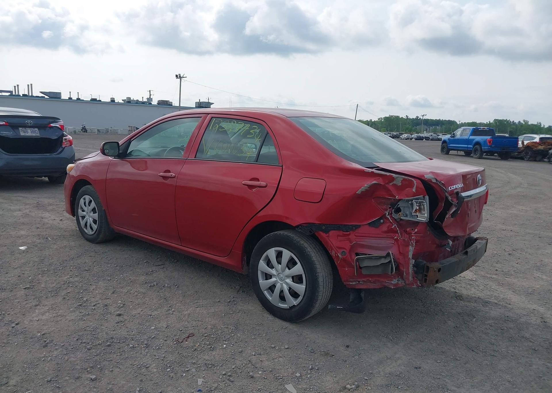 2011 TOYOTA COROLLA