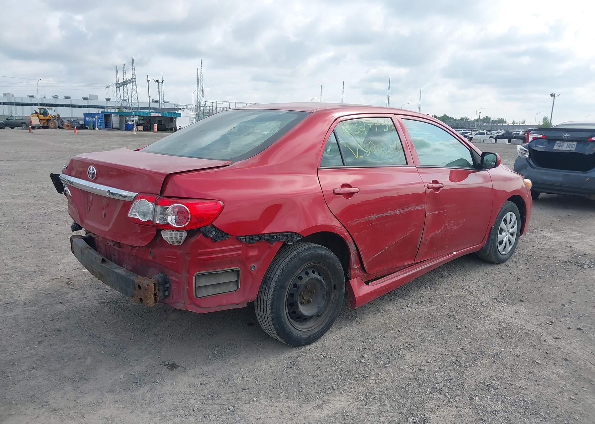 2011 TOYOTA COROLLA
