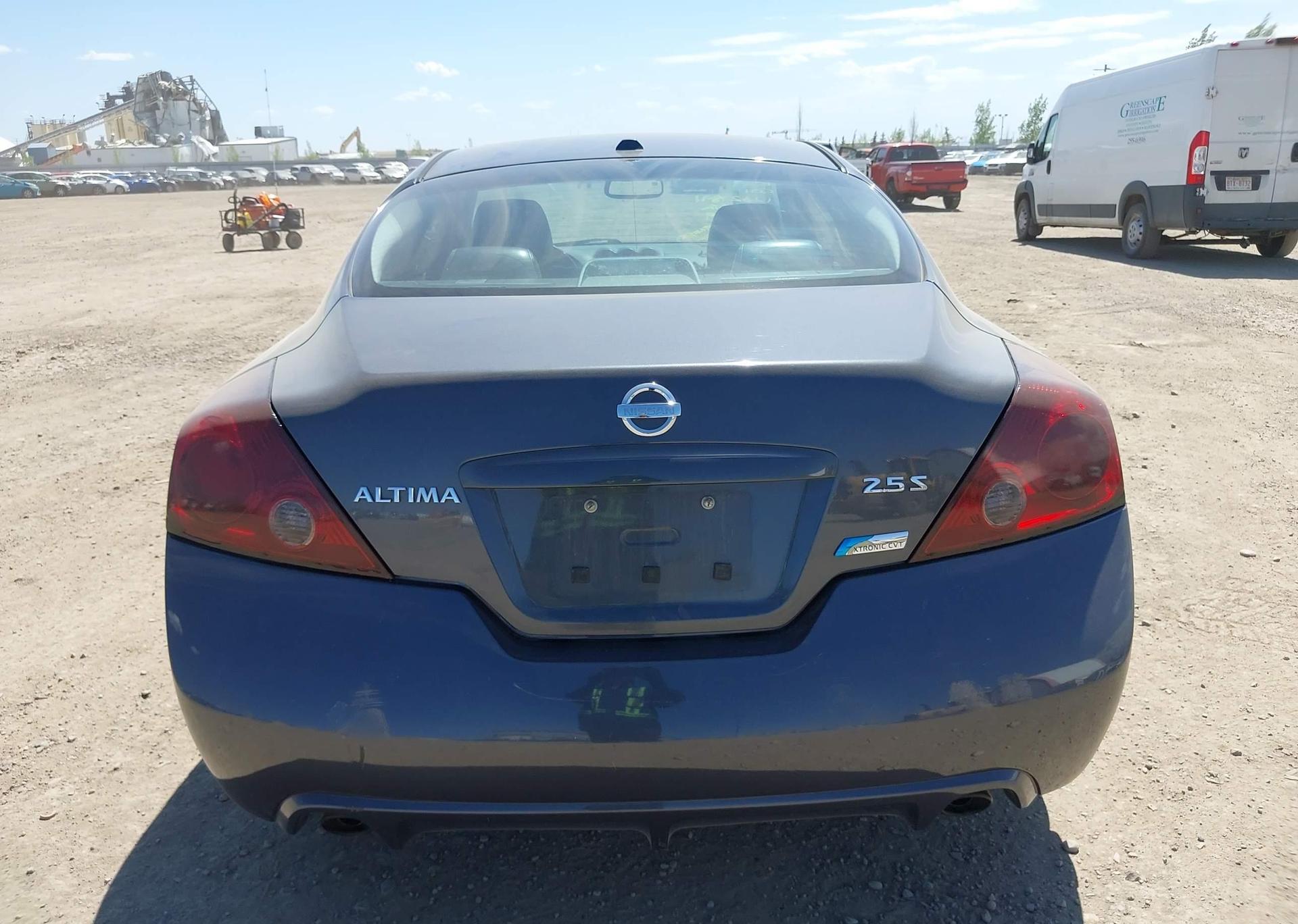 2010 NISSAN Altima S