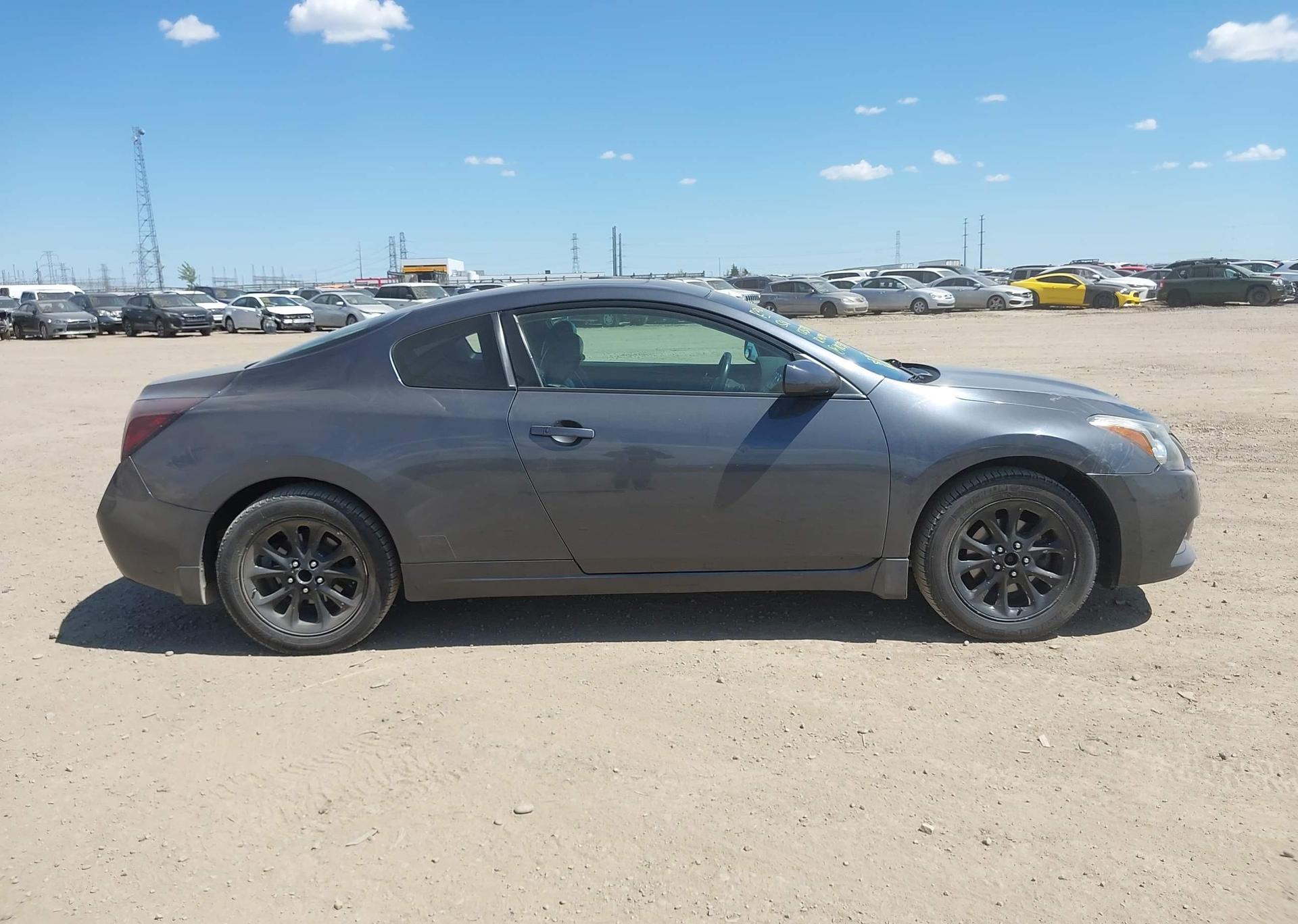 2010 NISSAN Altima S