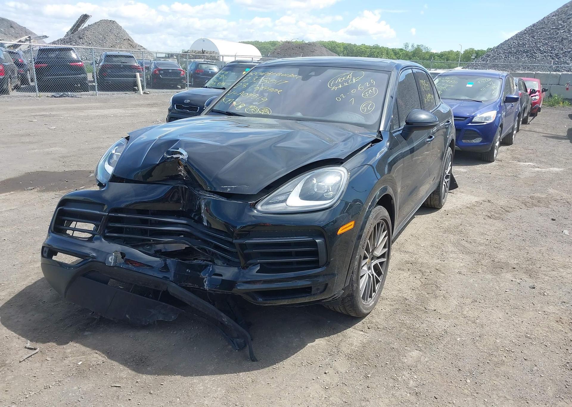 2023 PORSCHE CAYENNE PLATINUM EDITION