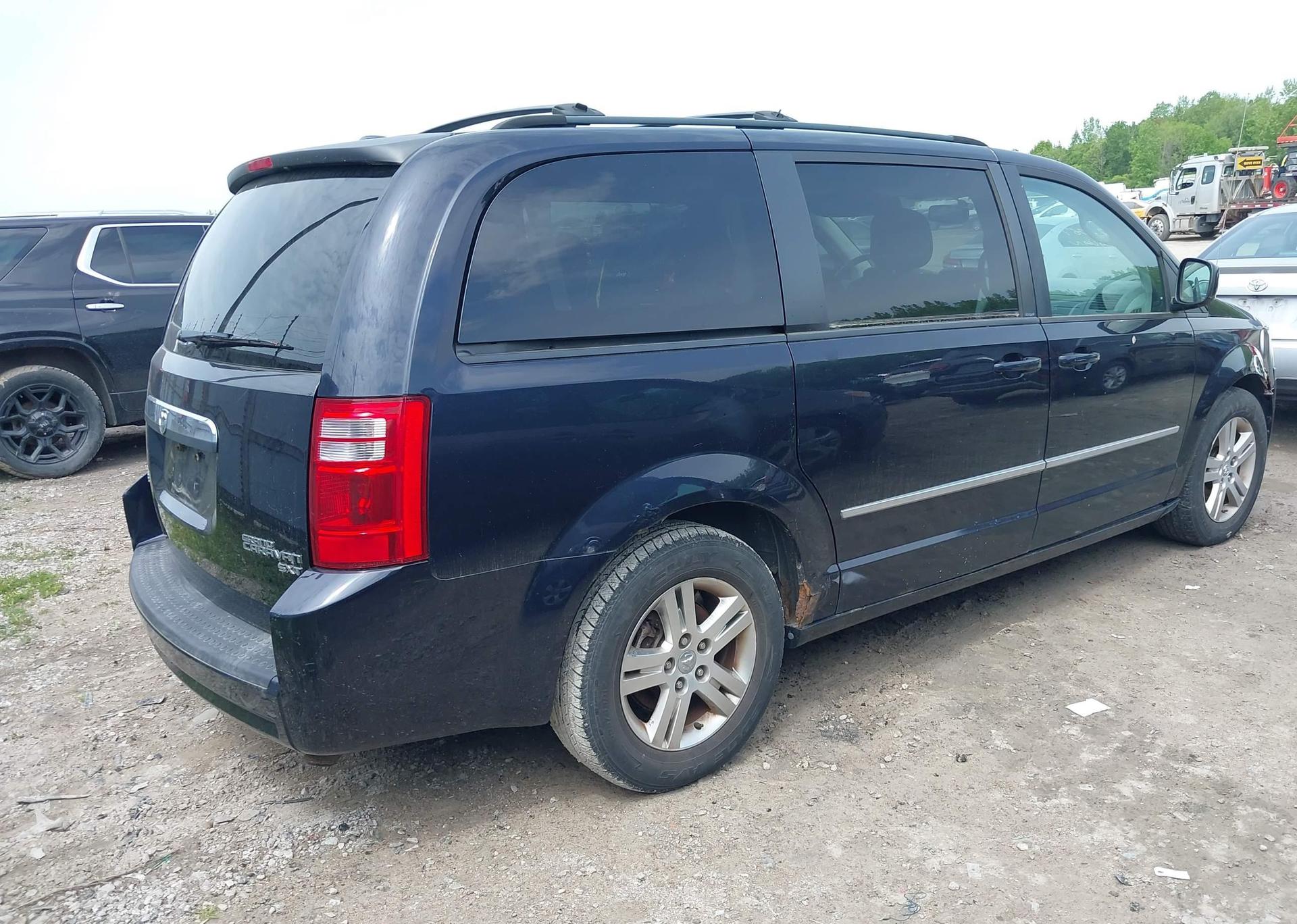 2010 DODGE GRAND CARAVAN SE