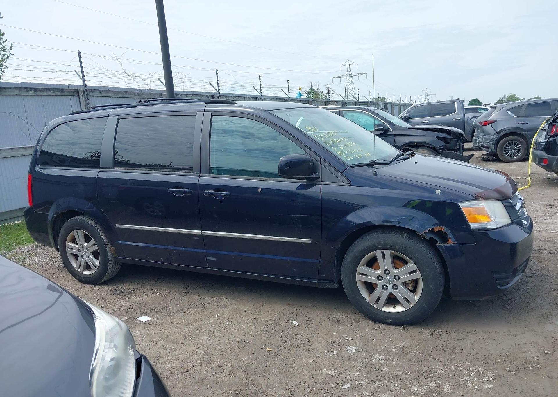 2010 DODGE GRAND CARAVAN SE