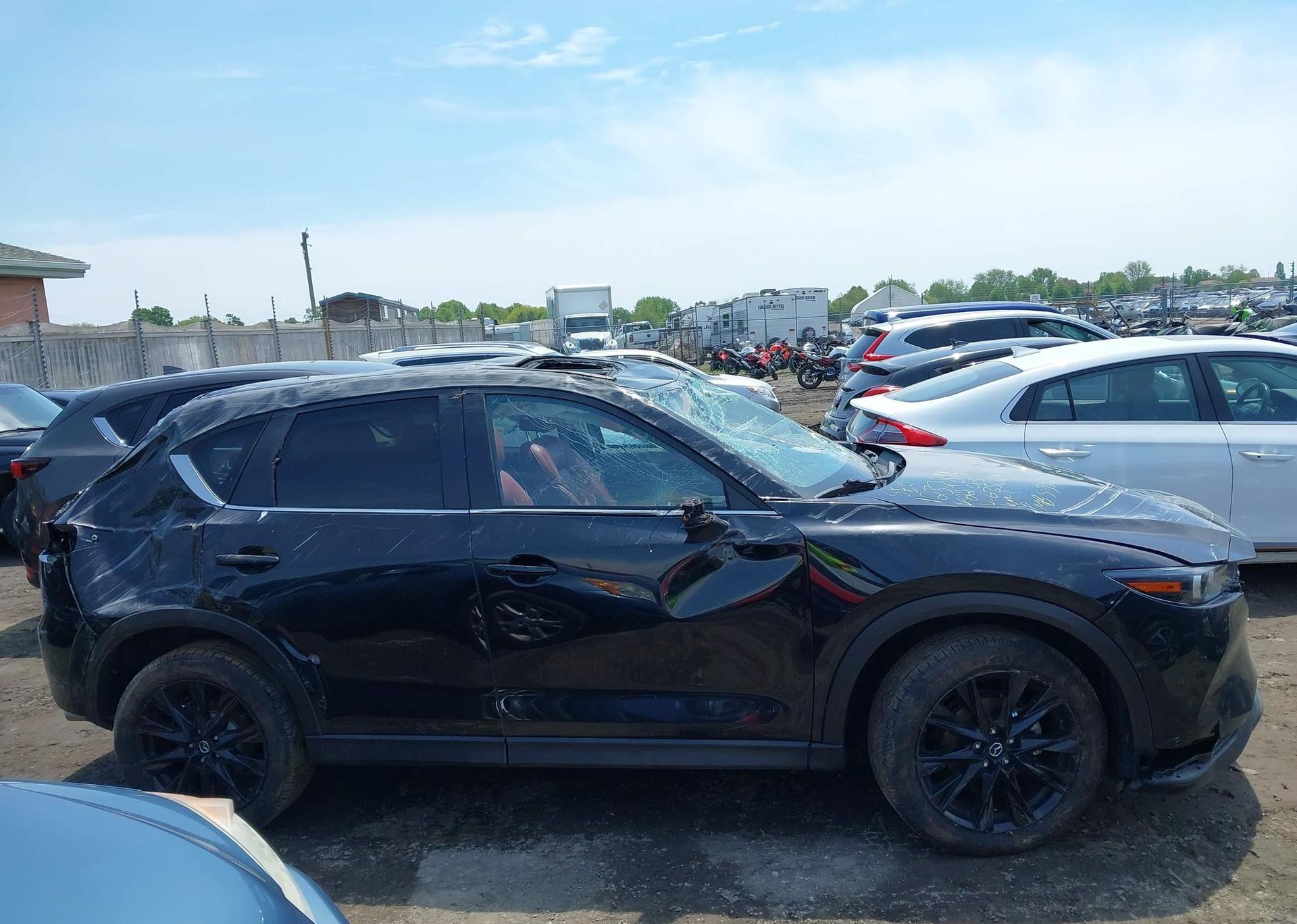 2022 MAZDA CX-5 GS