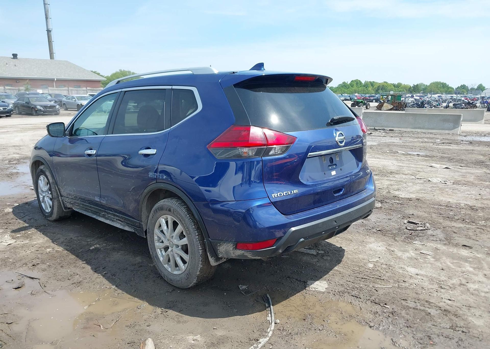 2017 NISSAN ROGUE S