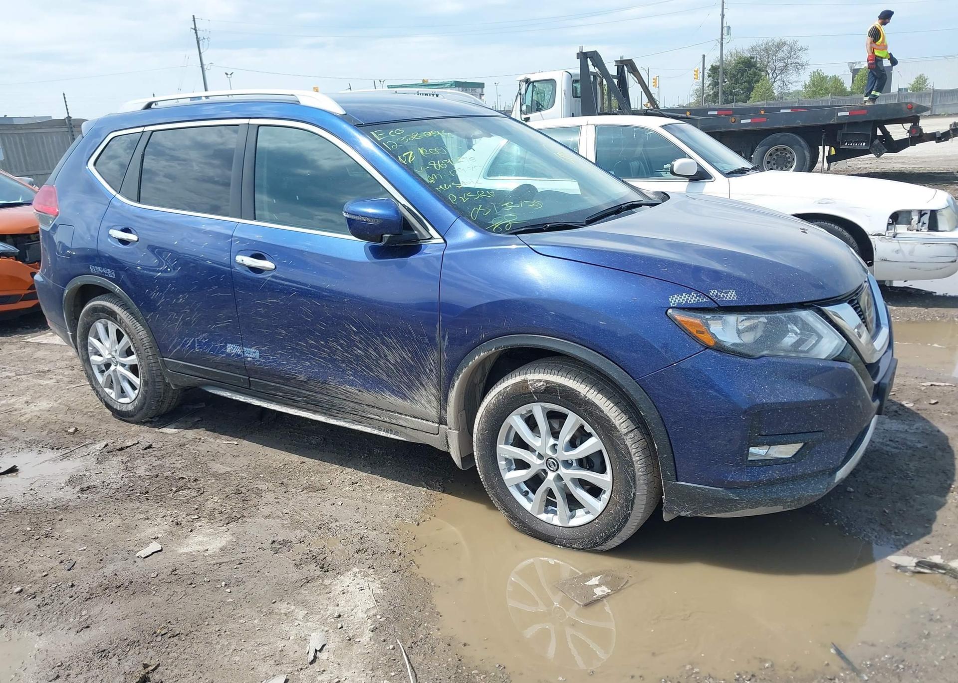 2017 NISSAN ROGUE S