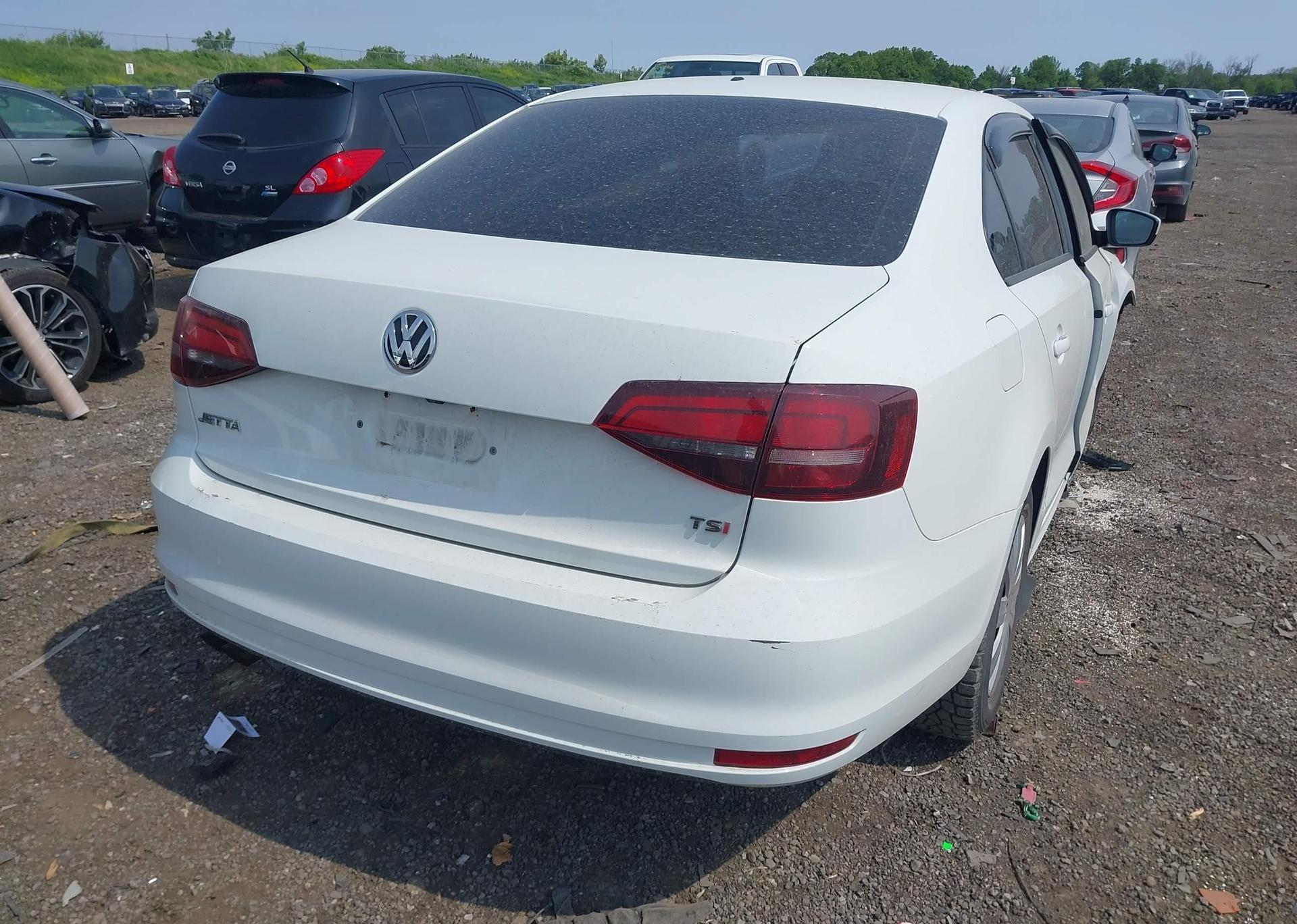 2017 VOLKSWAGEN JETTA 1.4 TSI TRENDLINE+
