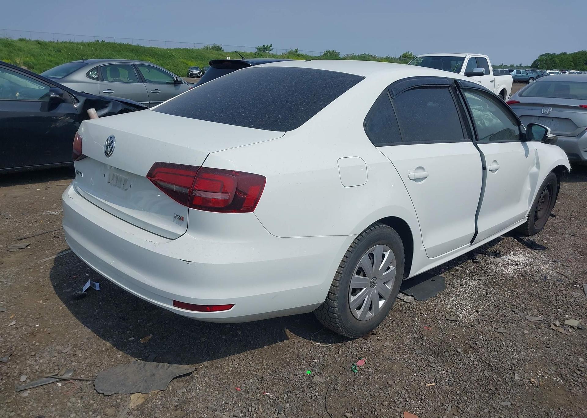 2017 VOLKSWAGEN JETTA 1.4 TSI TRENDLINE+
