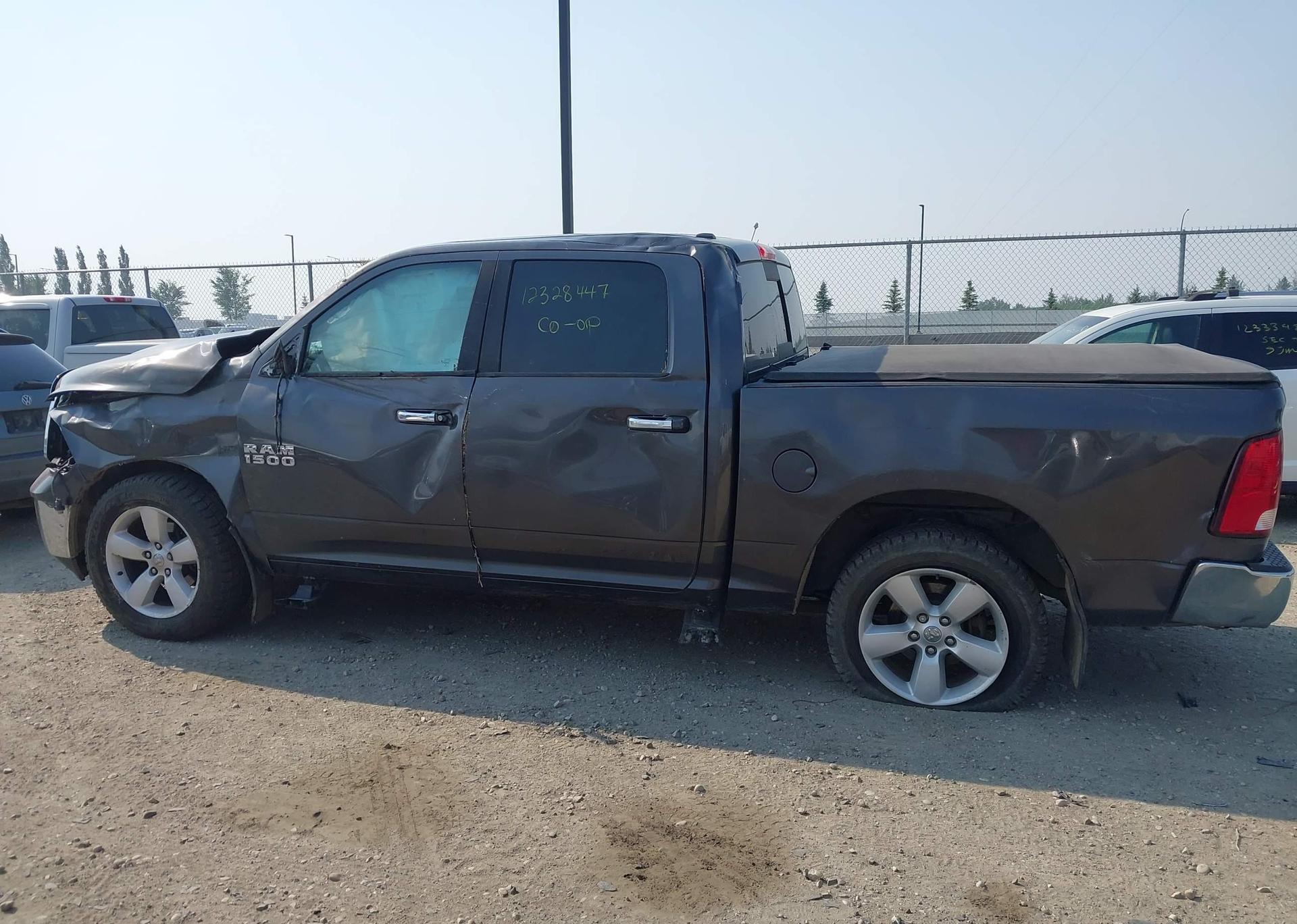 2018 RAM 1500 SLT