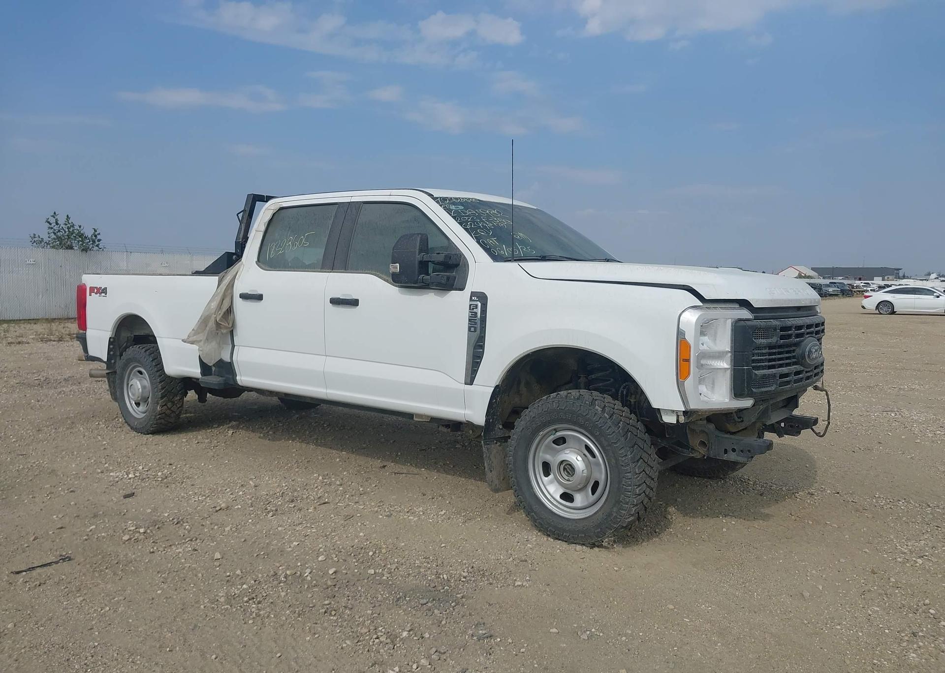 2023 FORD F-350 XL