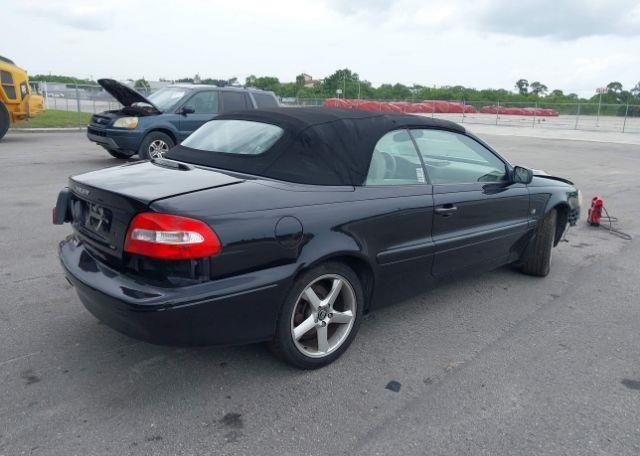 2004 VOLVO C70 HT