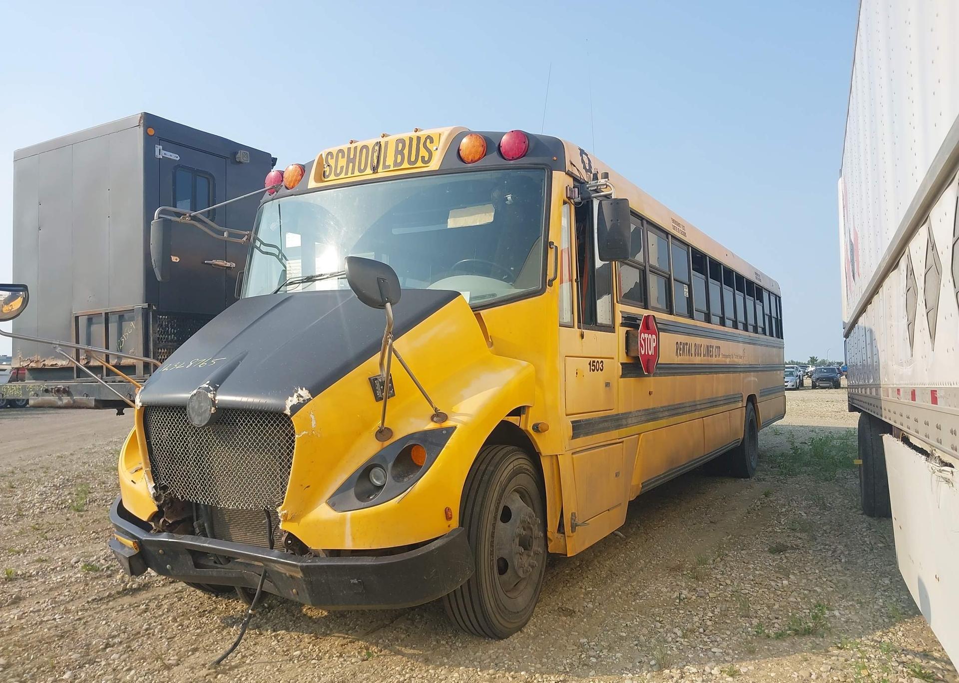 2015 SPARTAN MOTORS SCHOOL BUS