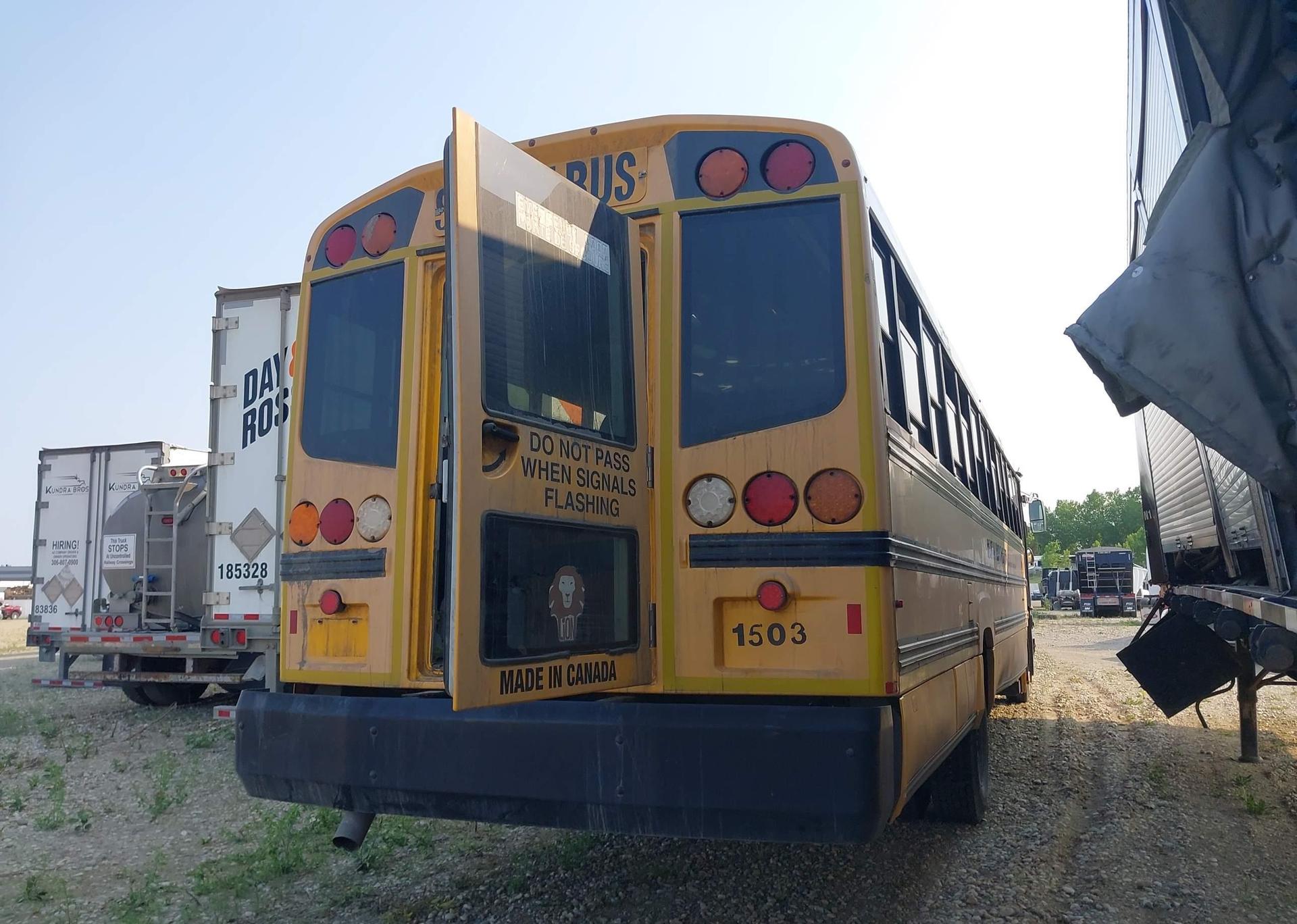 2015 SPARTAN MOTORS SCHOOL BUS