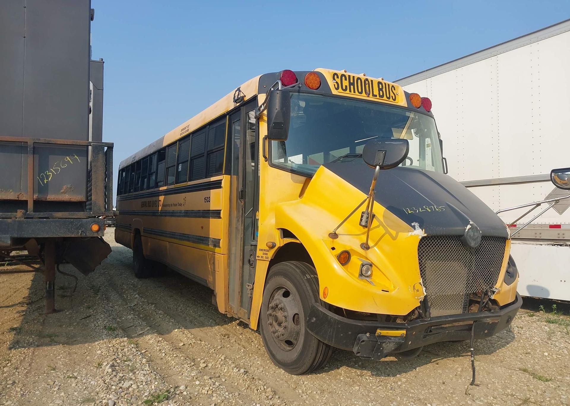 2015 SPARTAN MOTORS SCHOOL BUS