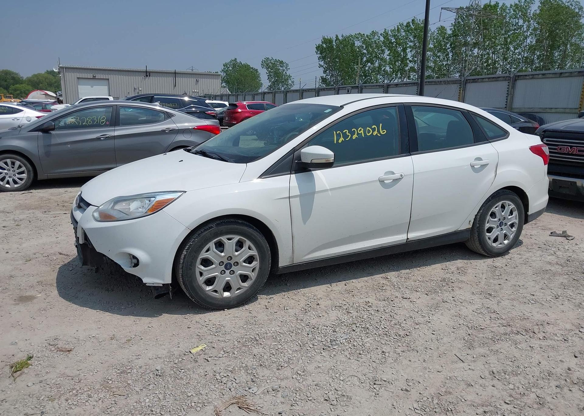 2013 FORD FOCUS SE